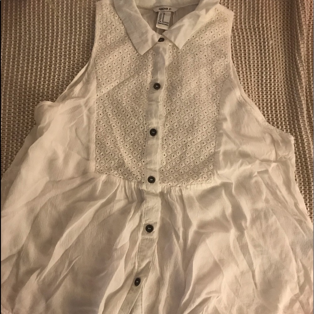 Forever 21 White Sleeveless Top